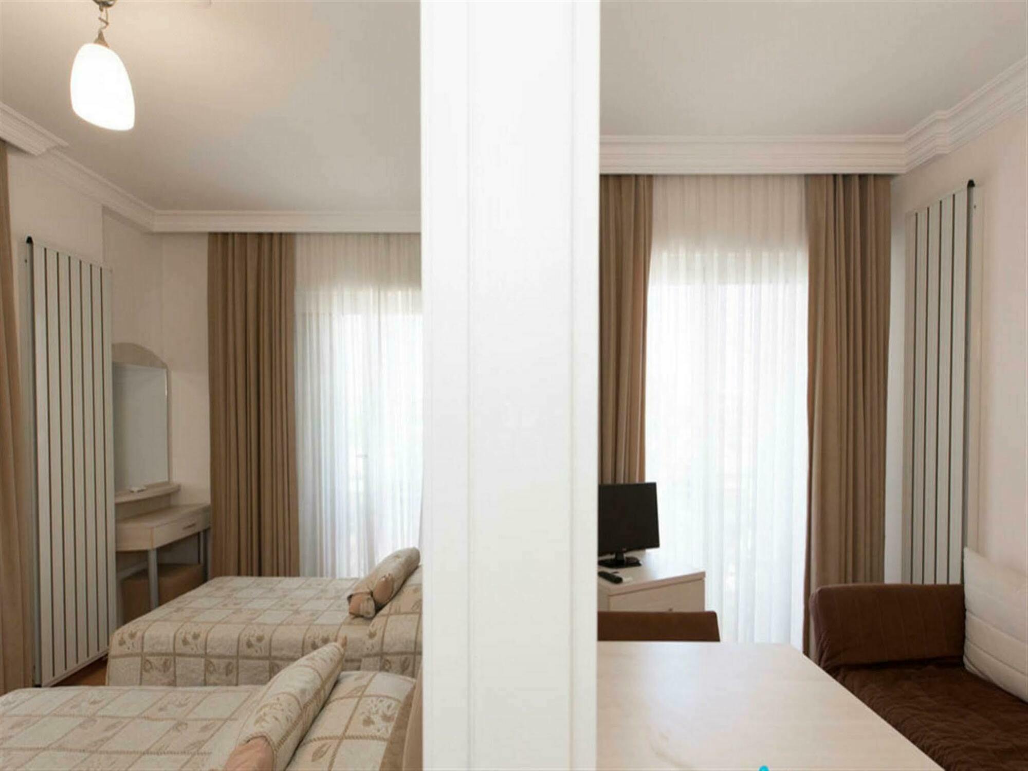 Kamer Exclusive Hotel & Suites Çeşme Kültér fotó